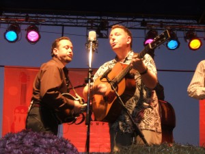 Jesse Brock e Tom Adams della band Mike Cleveland & Flamekeepers