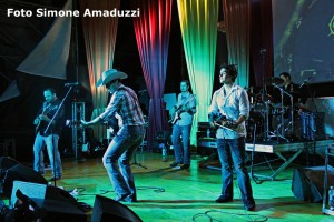 Aaron Watson and his band - Crazy Bull Cafe (VI) 27 luglio 2011 (Foto Simone Amaduzzi)